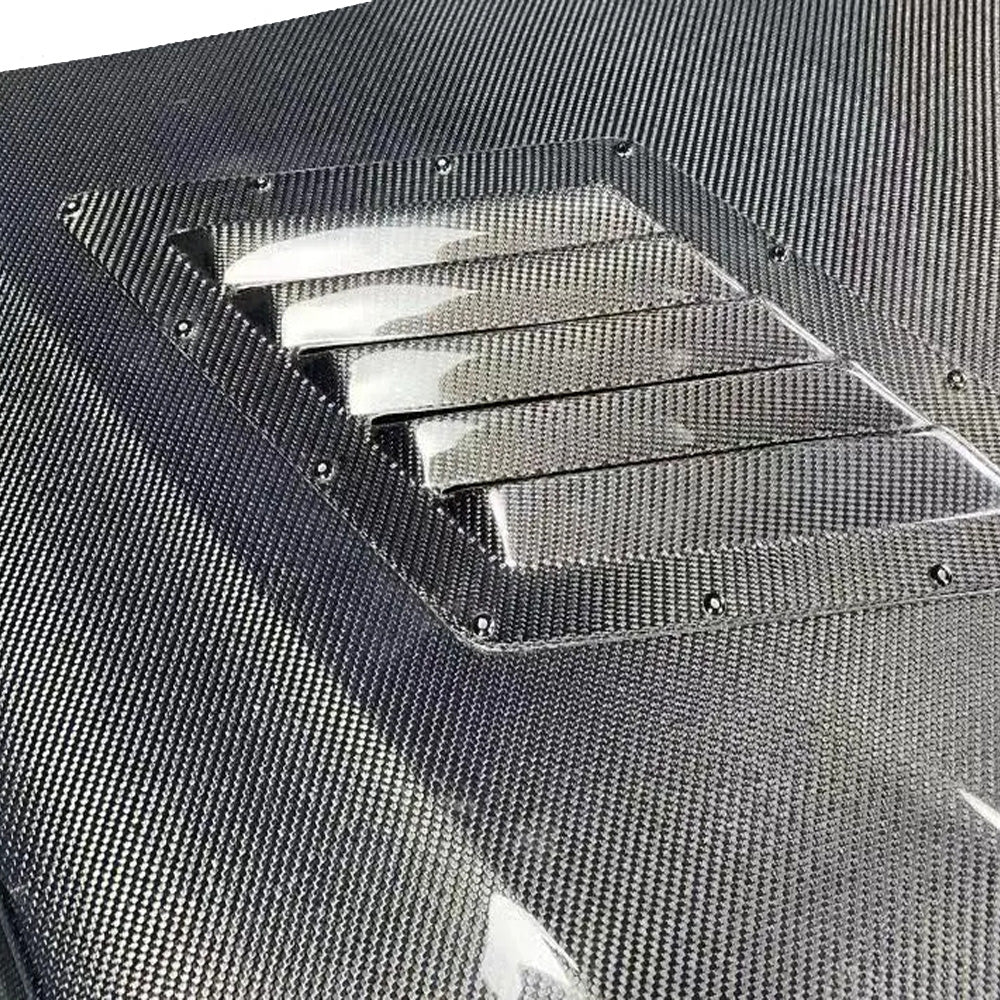 BMW M3 F80 & M4 F82/F83 CARBON FIBER V STYLE BONNET