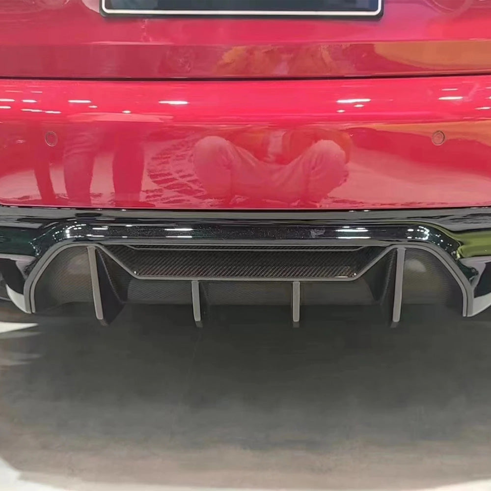 BMW M5 F90 CARBON FIBER DIFFUSER MIDDLE SECTION