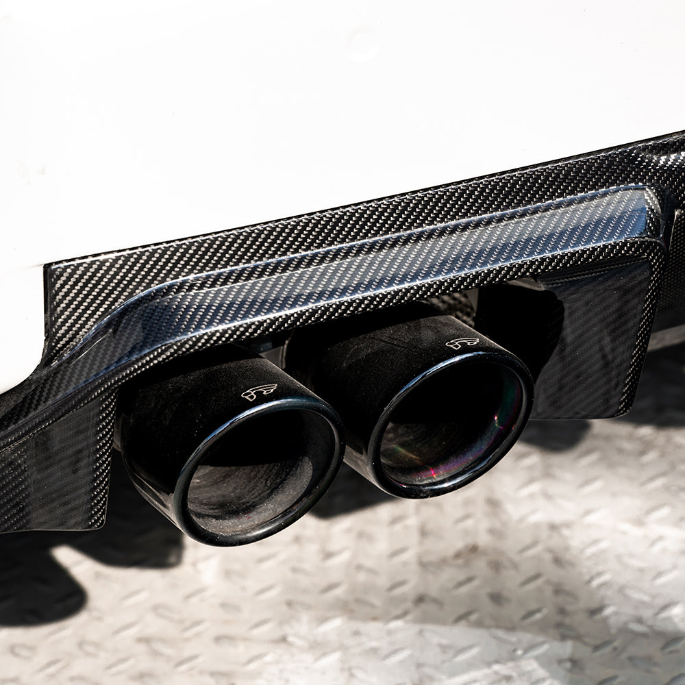 SOOQOO V3 BMW M2 G87 Pre-Preg Carbon Fibre Rear Diffuser with Brake Light (2023+)