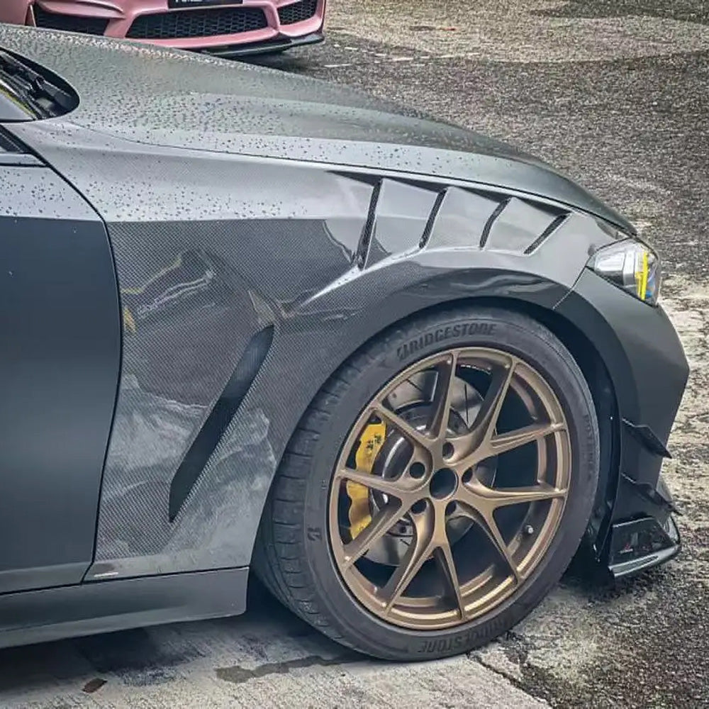 BMW 3 SERIES G20 CARBON FIBER VENTED FENDERS