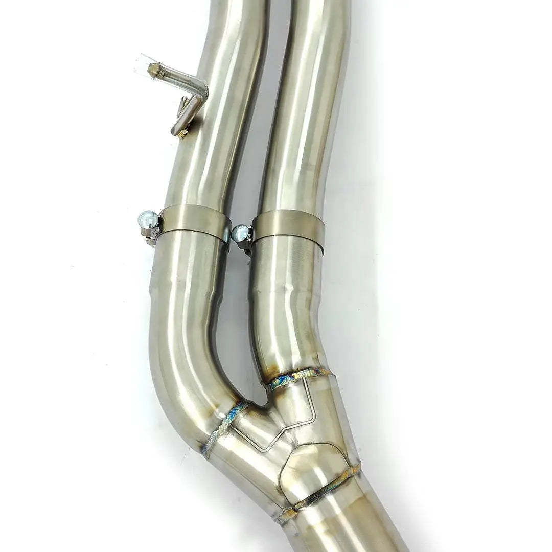 Audi RS3 8Y and TT RS 8S 2.5 TFSI stainless steel exhaust center pipe detail