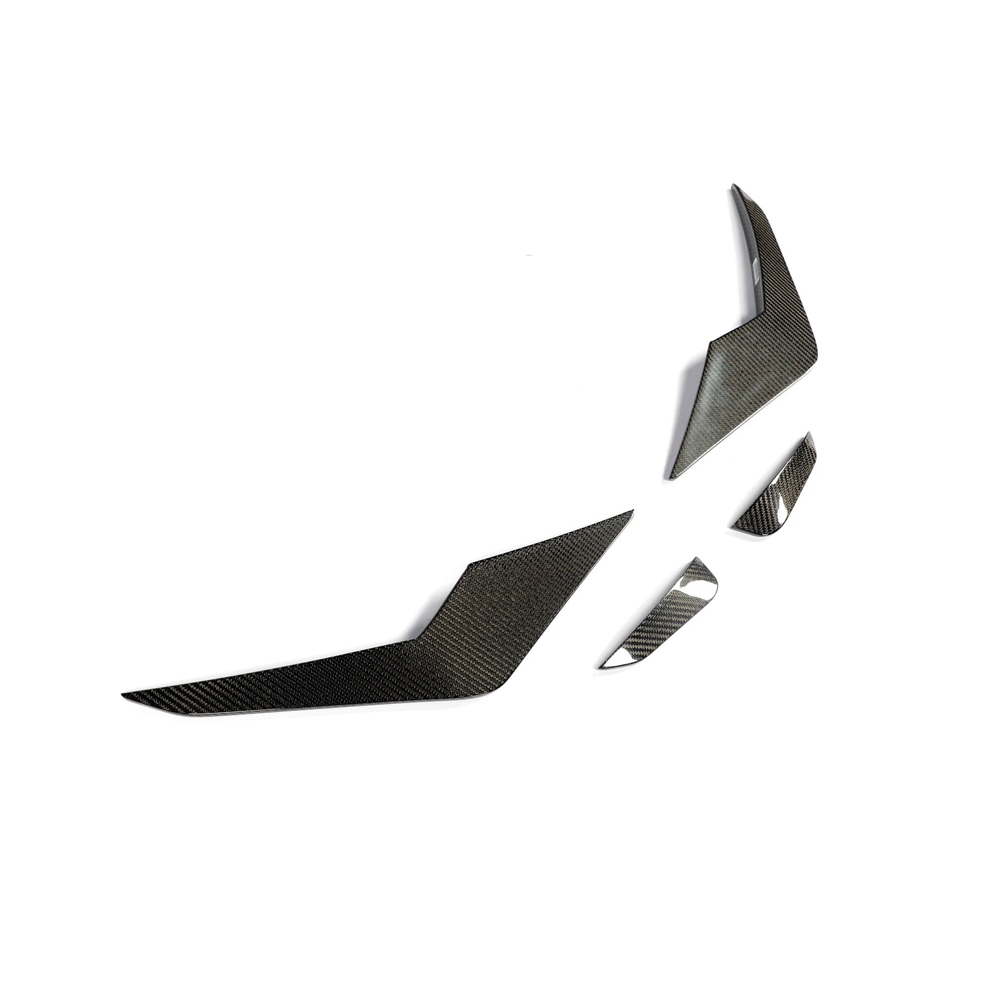 BMW G90 M5 4-piece carbon fiber front bumper canards
