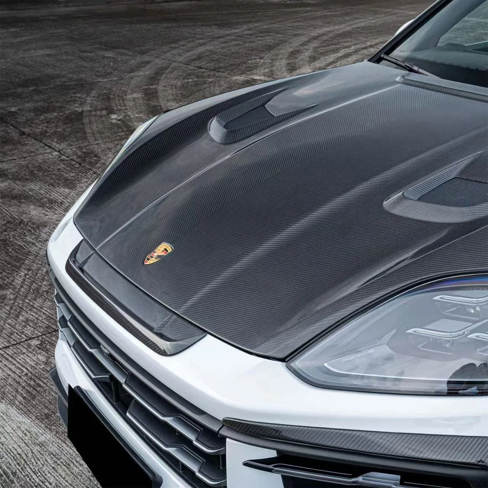 porsche-cayenne-9y0-2-msy-carbon-vented-hood-installed